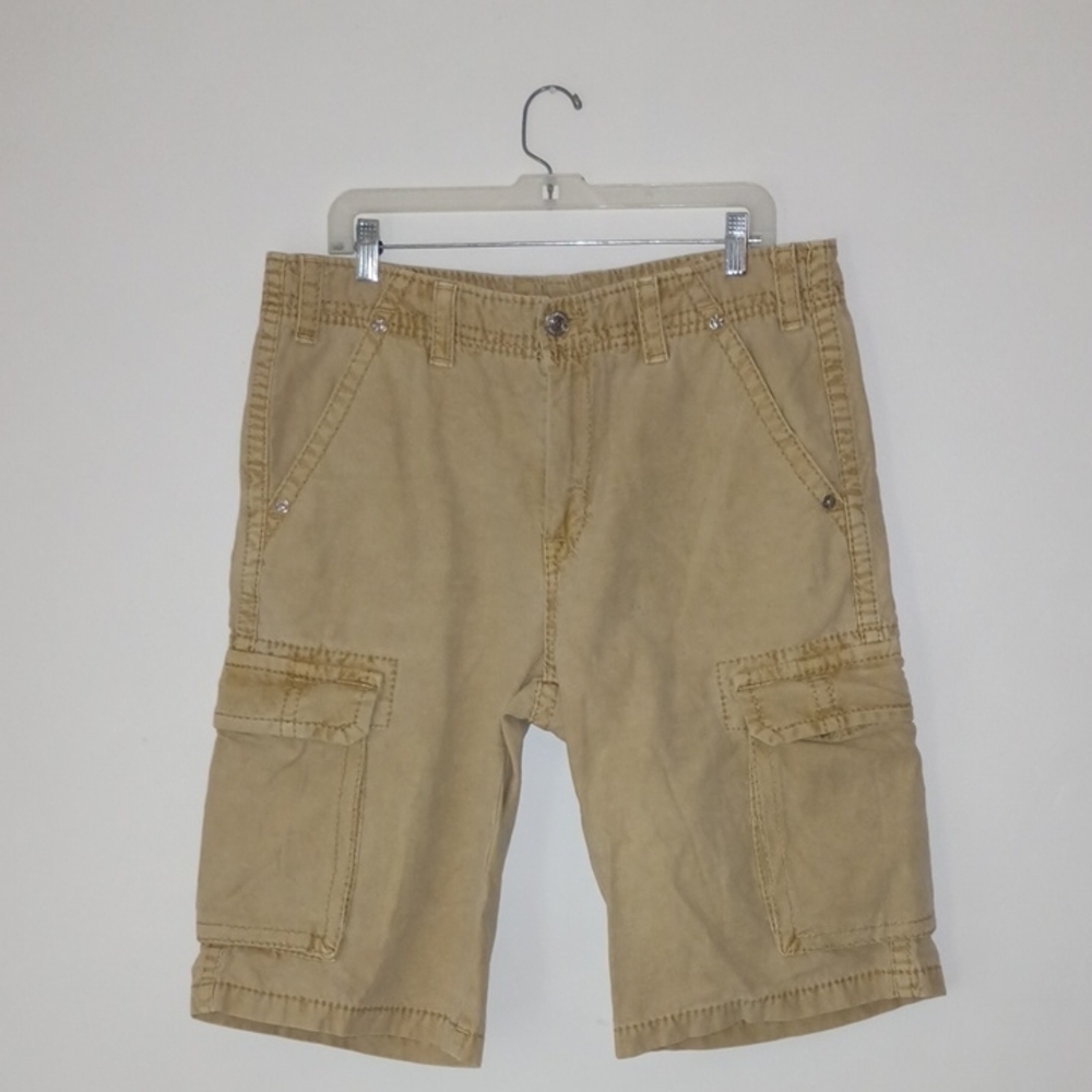 True Religion Tan Cargo Shorts Knee-Length Cotton
